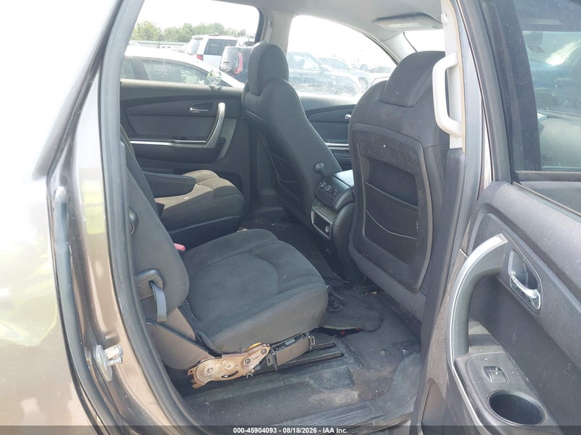 2008 GMC ACADIA auction photo 8
