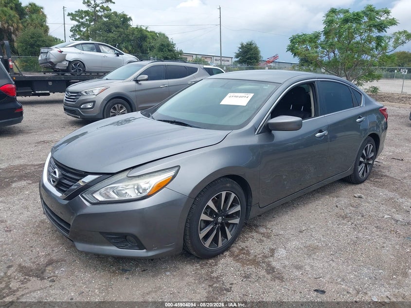 2018 NISSAN ALTIMA auction photo 2