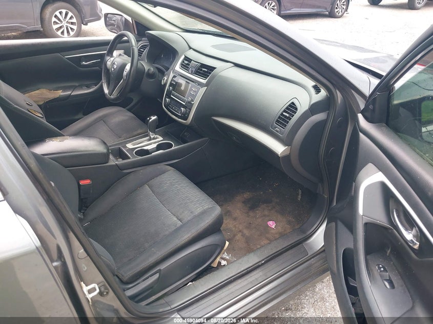2018 NISSAN ALTIMA auction photo 5