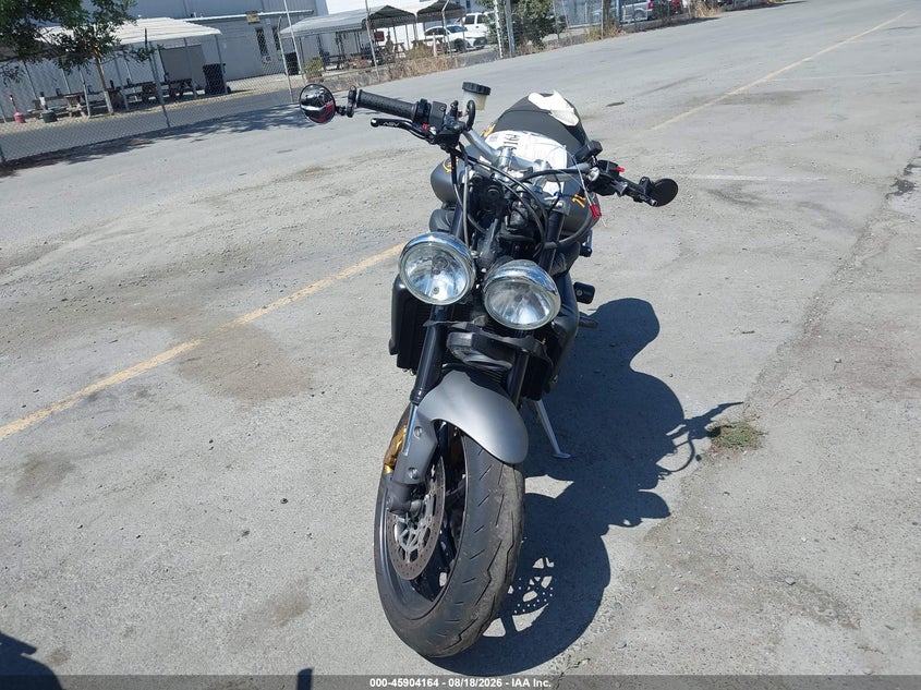 TRIUMPH STREET TRIPLE 2009
