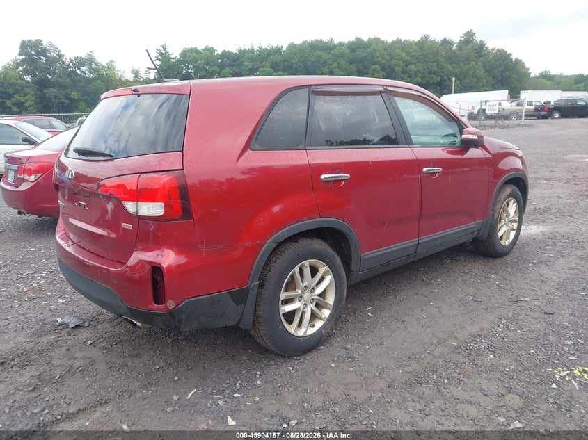 2014 KIA SORENTO auction photo 4