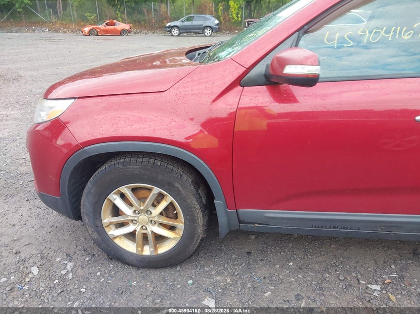 2014 KIA SORENTO auction photo 6