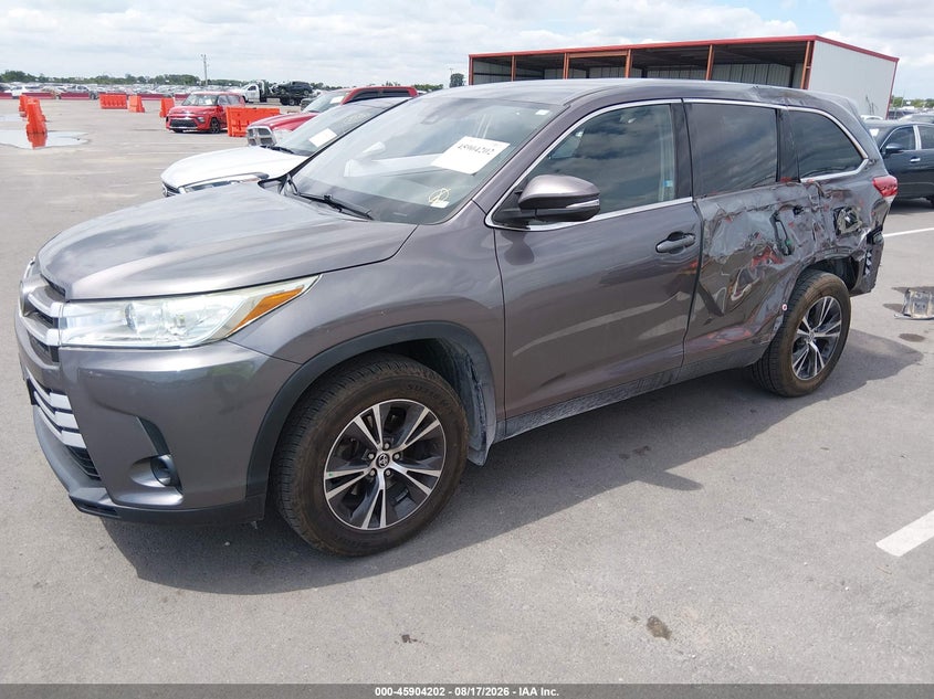 2019 Toyota Highlander, Left Rear, IAAI, VIN 5TDBZRFH6KS952520 — photo 2