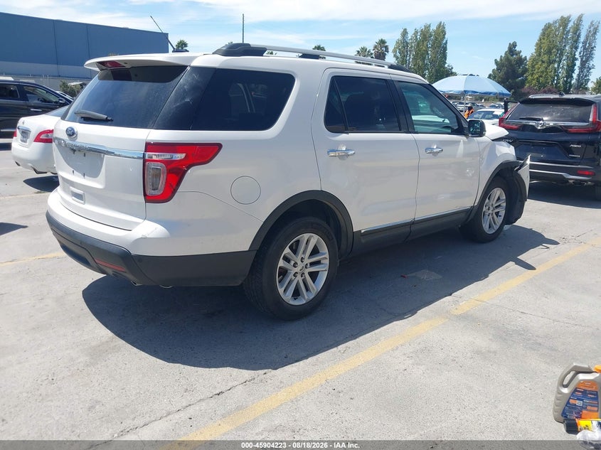 2015 FORD EXPLORER auction photo 4