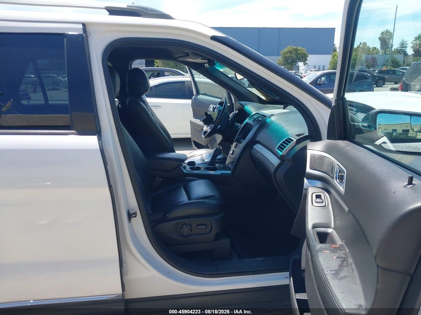 2015 FORD EXPLORER auction photo 5