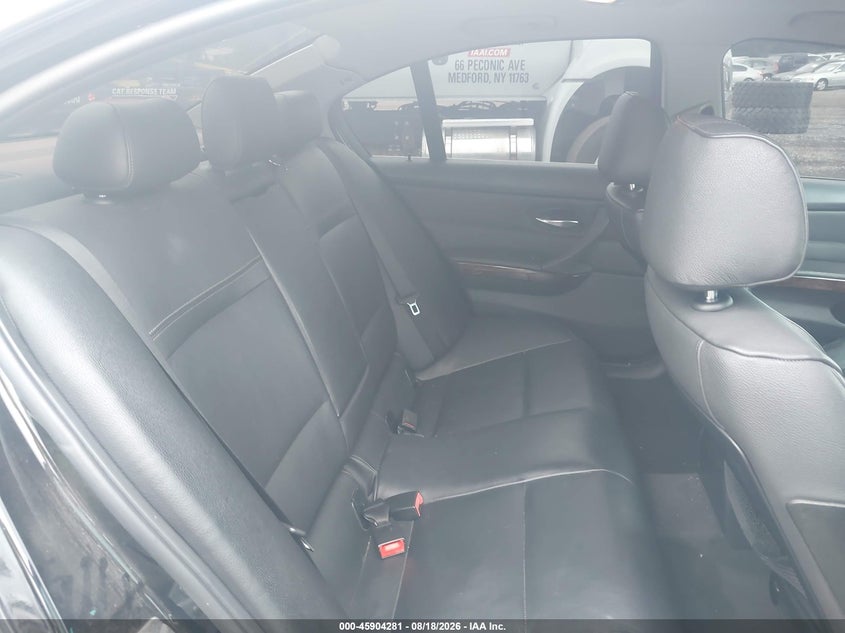 2011 BMW 335I auction photo 8