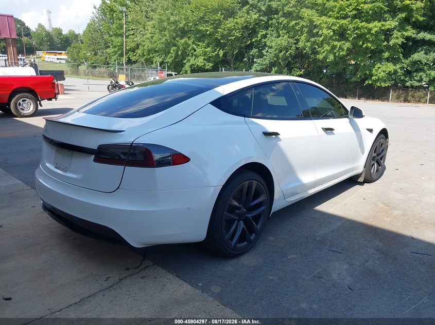 2021 TESLA MODEL S LONG RANGE DUAL MOTOR ALL-WHEEL DRIVE · Photo 4