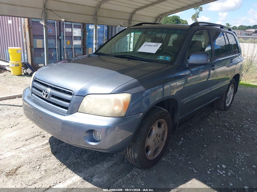 2004 TOYOTA HIGHLANDER auction photo 2