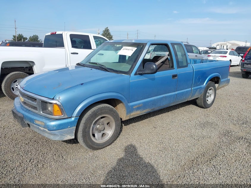 1996 CHEVROLET S TRUCK auction photo 2