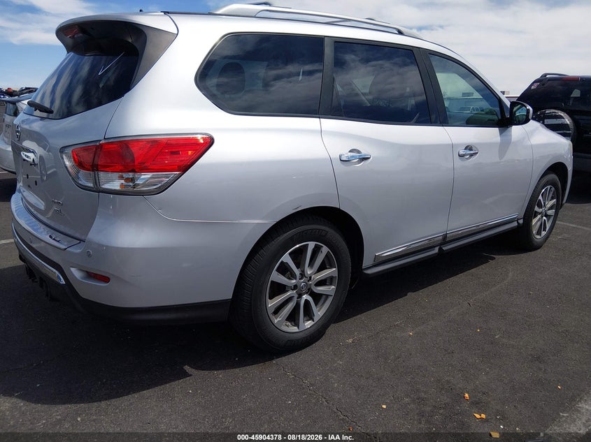 2014 NISSAN PATHFINDER auction photo 4