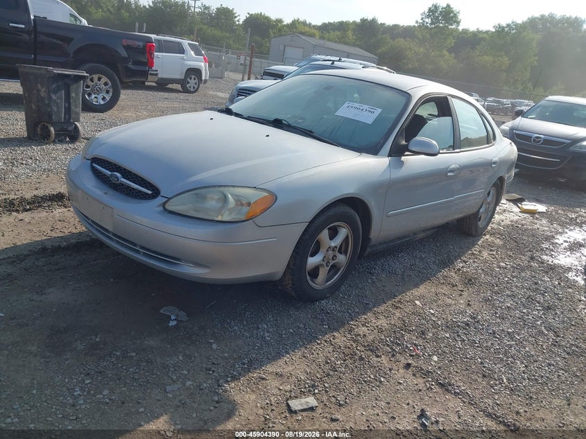 2003 FORD TAURUS auction photo 2