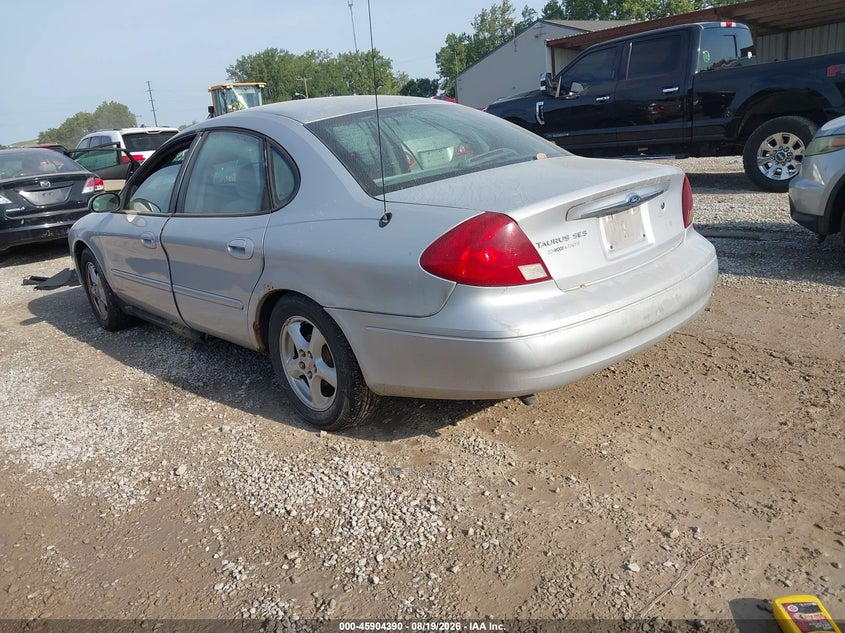 2003 FORD TAURUS auction photo 3
