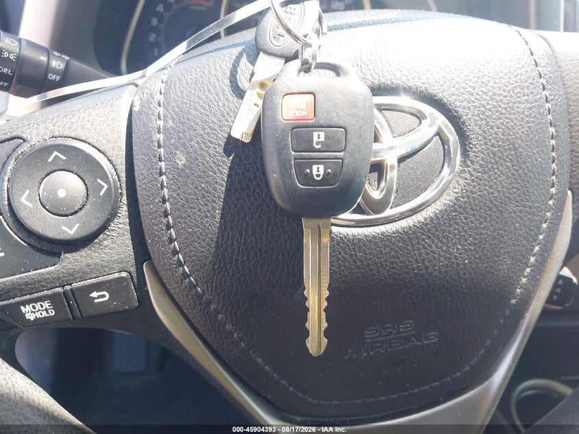 TOYOTA RAV4 - zdjęcie 11