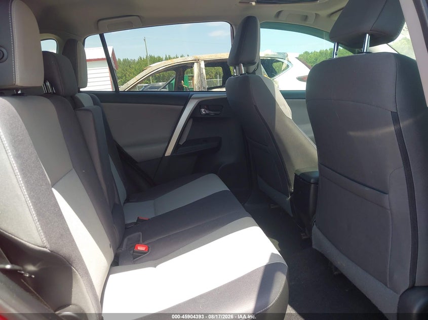 2015 TOYOTA RAV4 auction photo 8