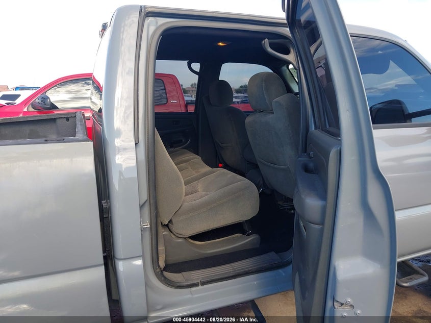 CHEVROLET SILVERADO 1500HD 2005 VIN 1GCGK13U35F829176
