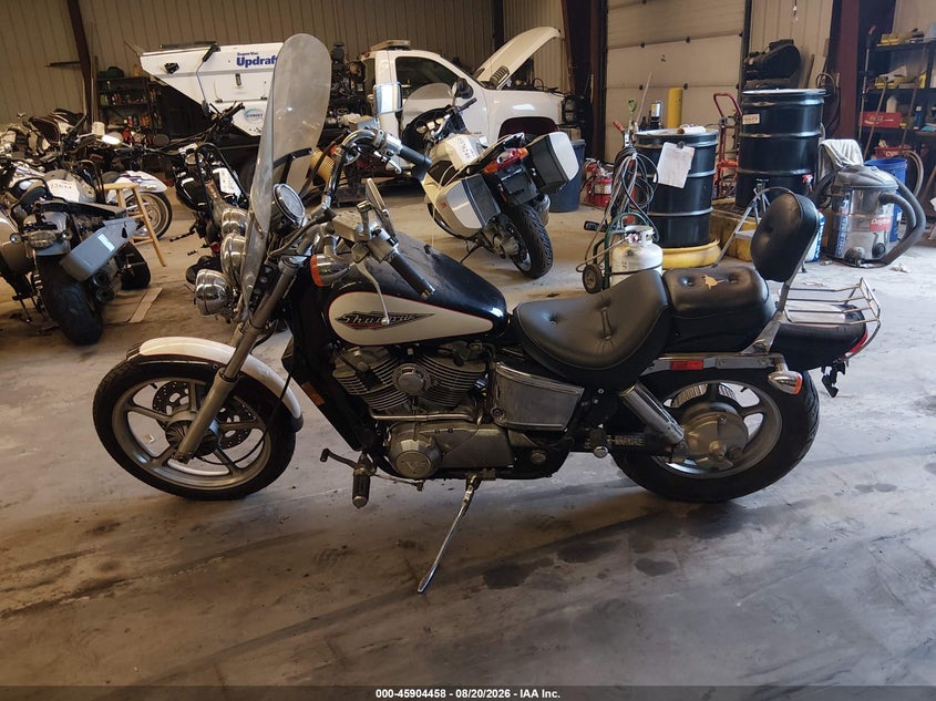 1995 HONDA VT MOTO 2