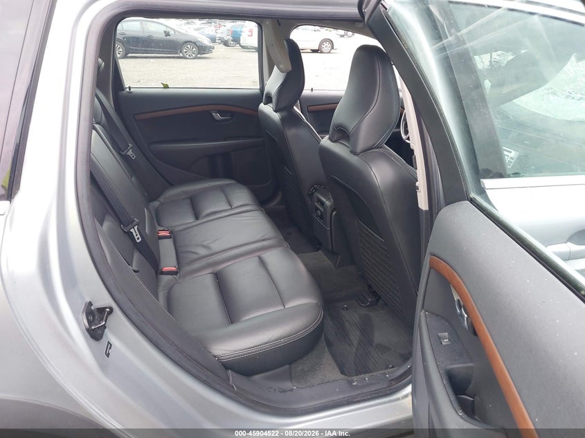 VOLVO XC70 2010 VIN YV4960BZ3A1089363