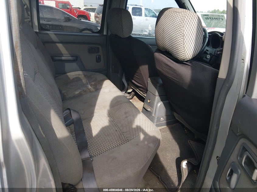2002 NISSAN FRONTIER auction photo 8