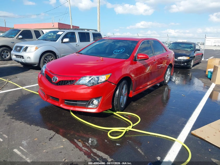2012 TOYOTA CAMRY auction photo 2