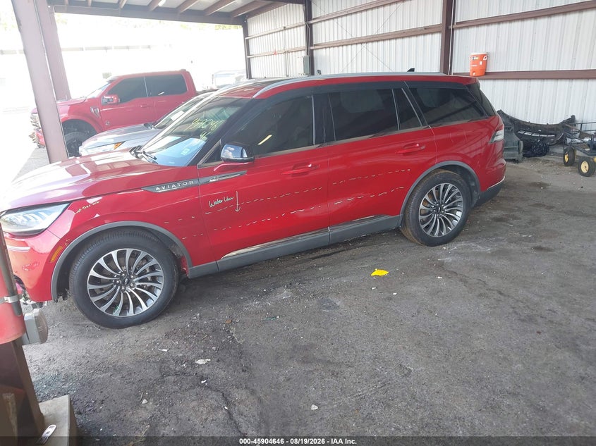 2021 LINCOLN AVIATOR auction photo 2