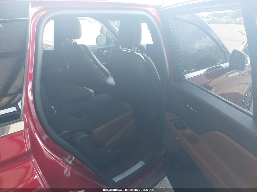 2021 LINCOLN AVIATOR auction photo 8