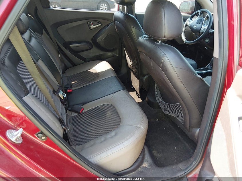 2011 HYUNDAI TUCSON auction photo 8