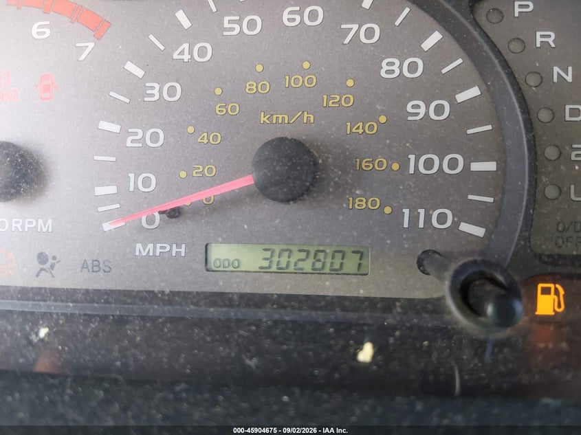 2001 TOYOTA SEQUOIA SPORT UTILITY VEHICLE 4.7L V-8 DOHC, 240HP