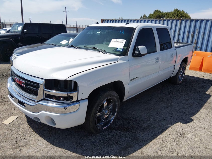 2005 GMC SIERRA 1500 auction photo 2