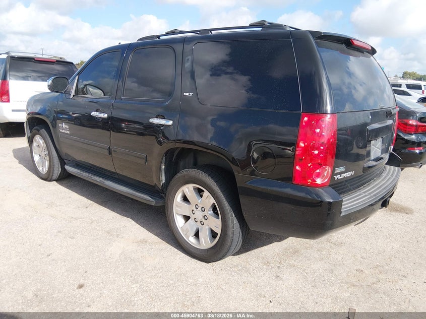 2011 GMC YUKON auction photo 3