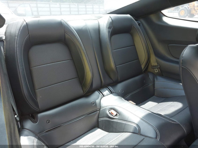 2021 FORD MUSTANG auction photo 8
