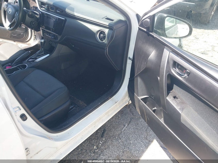 TOYOTA COROLLA 2018 VIN 5YFBURHEXJP827223