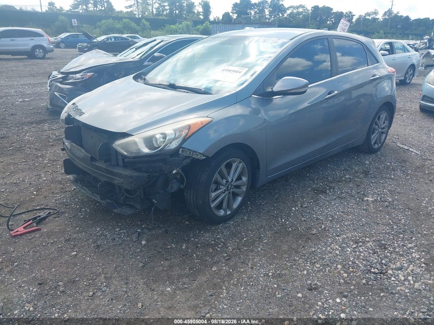 2016 HYUNDAI ELANTRA GT auction photo 2
