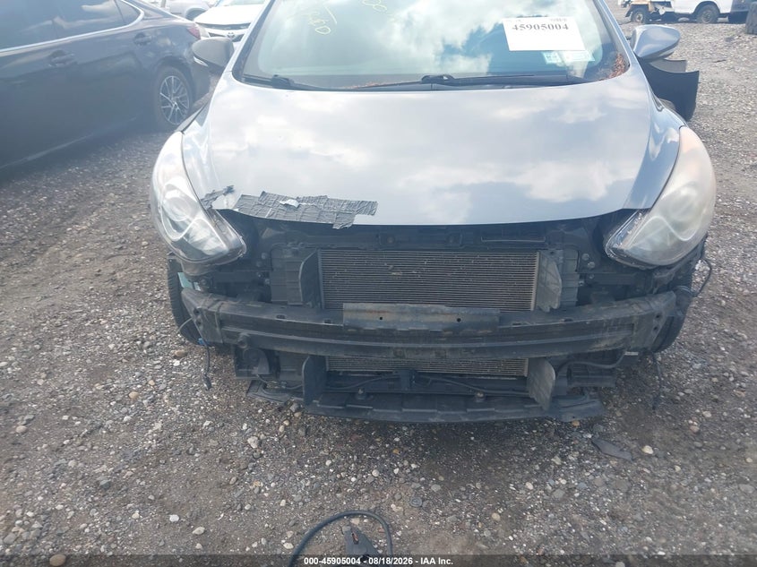 2016 HYUNDAI ELANTRA GT auction photo 6