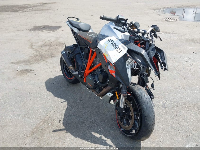 2016 KTM 1290 Super Duke GT