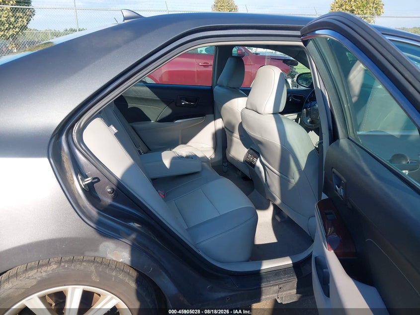 2014 TOYOTA CAMRY auction photo 8