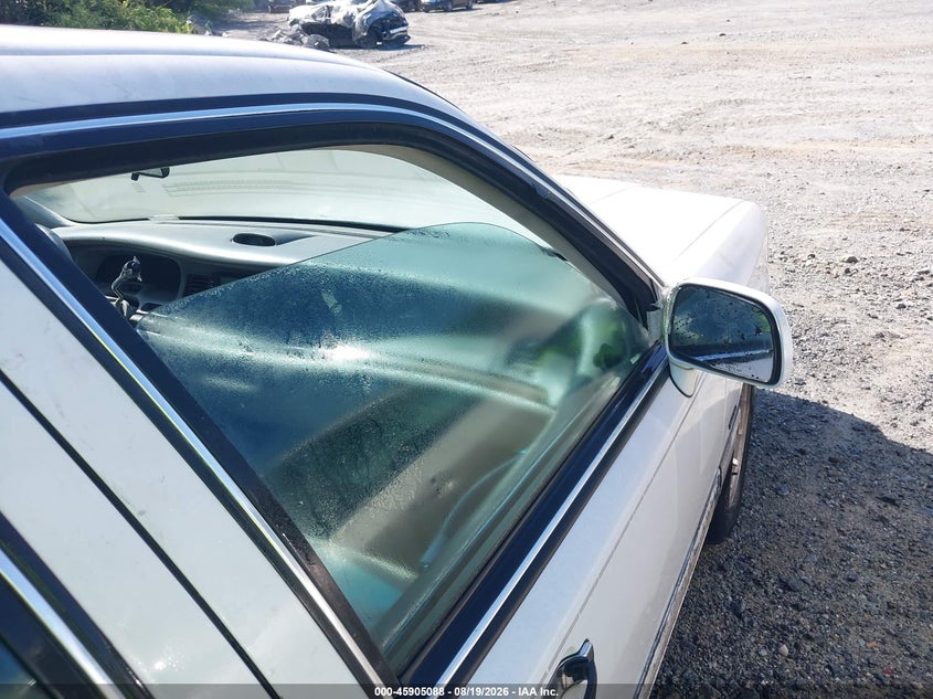 1995 LINCOLN TOWN CAR auction photo 6