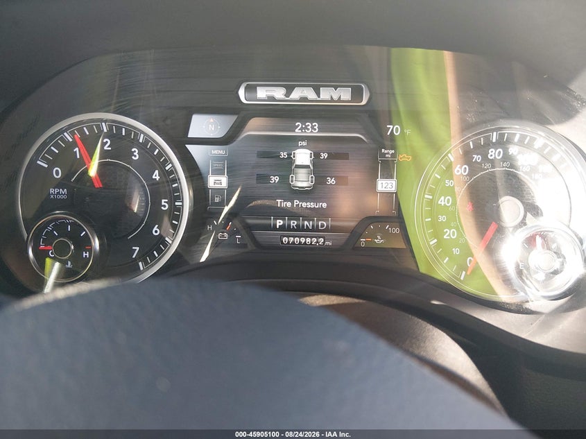 2024 RAM 1500 auction photo 7