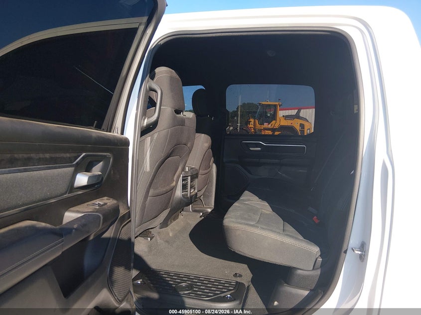 2024 RAM 1500 auction photo 8