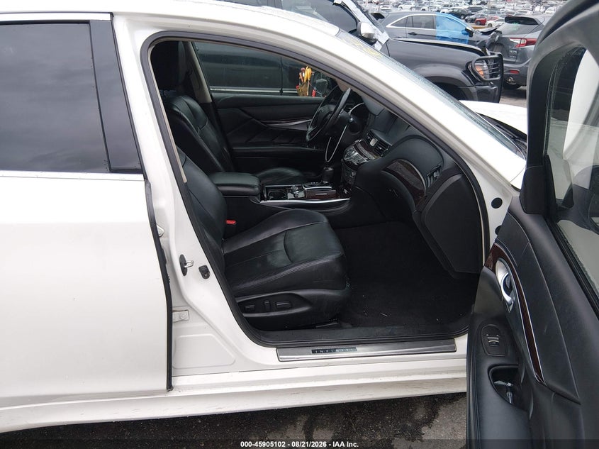 2015 INFINITI Q70 auction photo 5