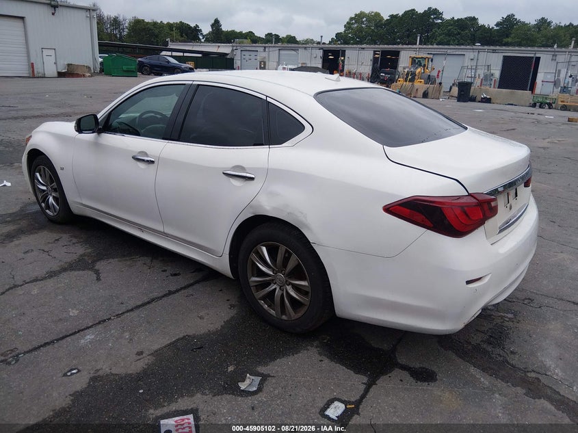2015 INFINITI Q70 auction photo 6