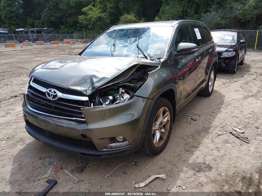 2016 TOYOTA HIGHLANDER auction photo 2