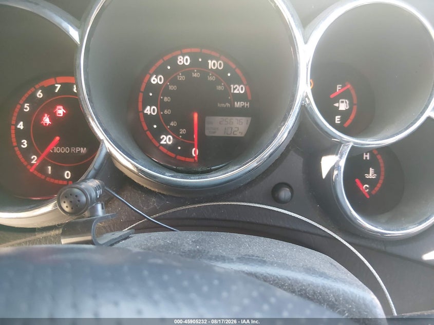 2004 TOYOTA MATRIX auction photo 7