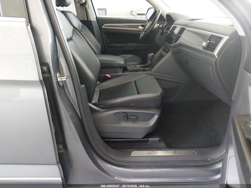 2018 VOLKSWAGEN ATLAS auction photo 5