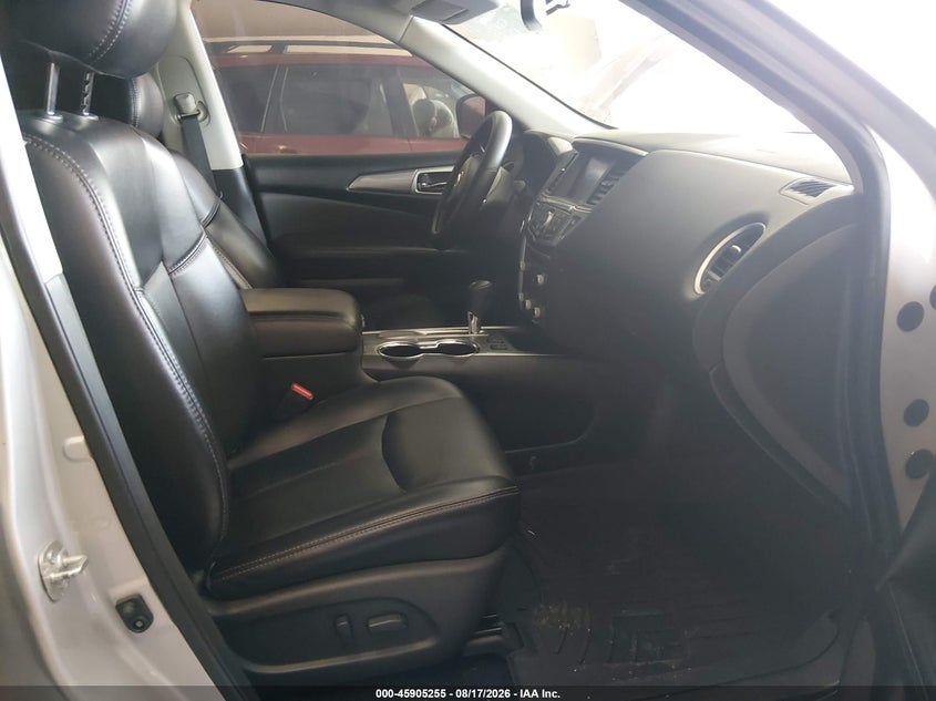 2019 NISSAN PATHFINDER auction photo 5