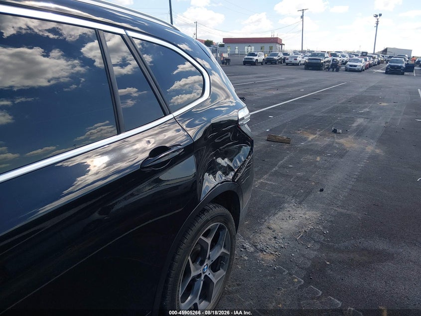 2018 BMW X1 auction photo 6