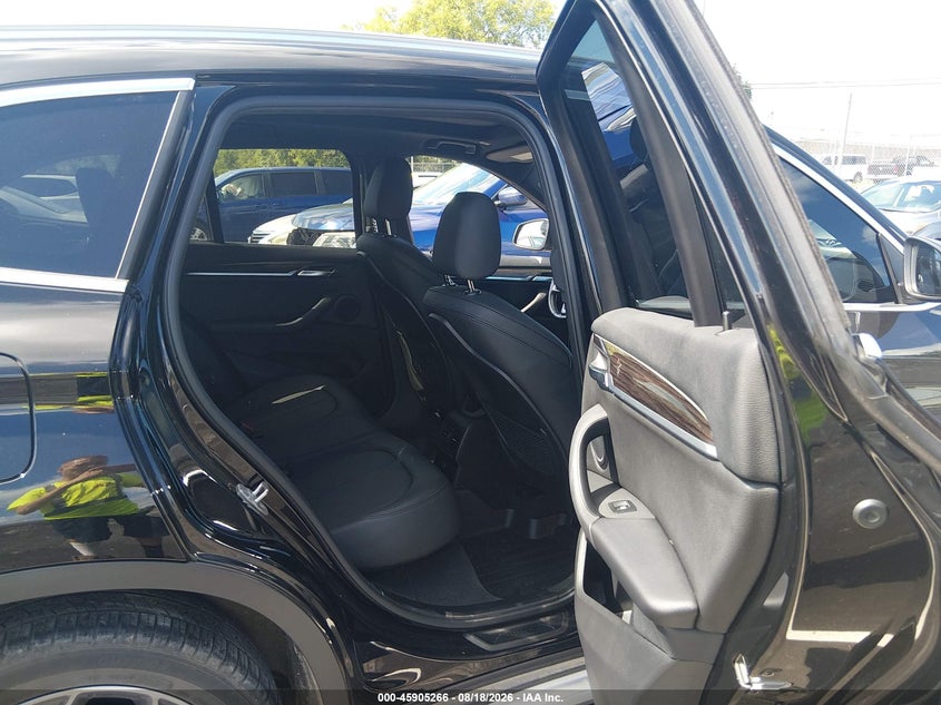 2018 BMW X1 auction photo 8