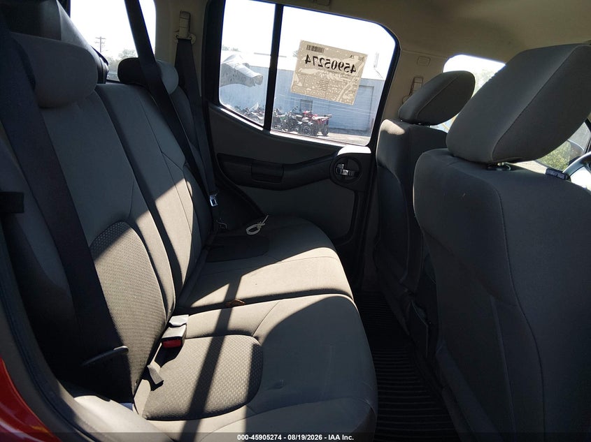 2011 NISSAN XTERRA auction photo 8