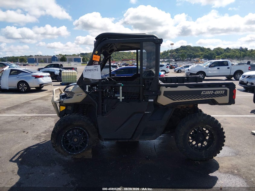 CAN-AM DEFENDER 2025