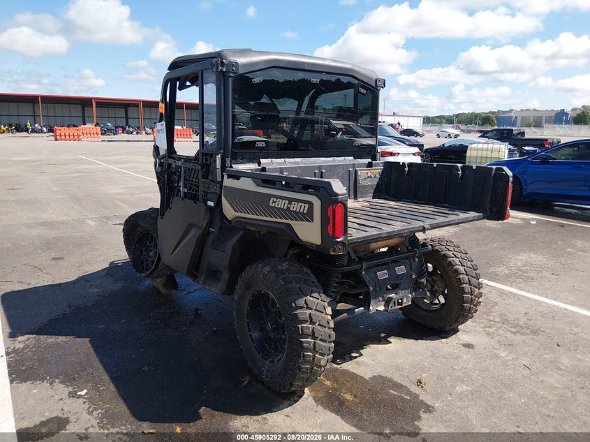 2025 CAN-AM DEFENDER