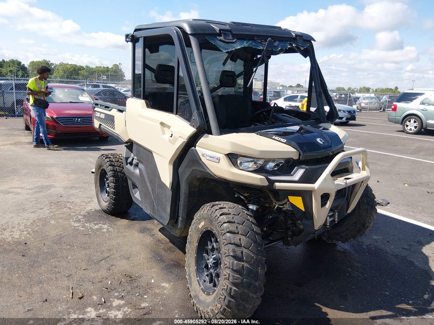 2025 Can-am Defender